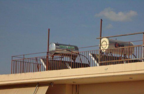 ηλιακοί θερμοσίφωνες σε πολυκατοικία Greenbuilding