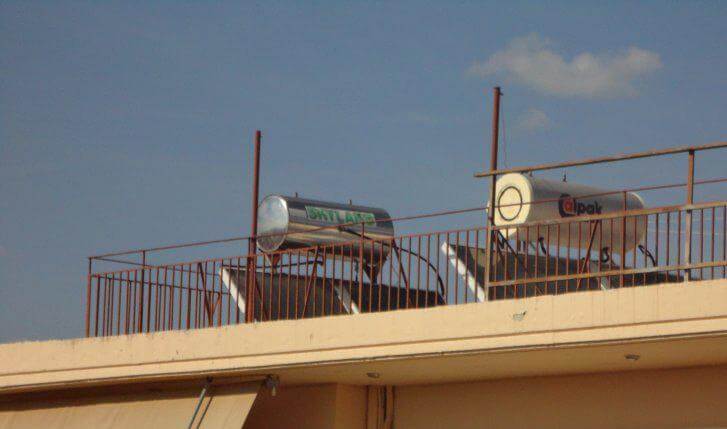 ηλιακοί θερμοσίφωνες σε πολυκατοικία Greenbuilding